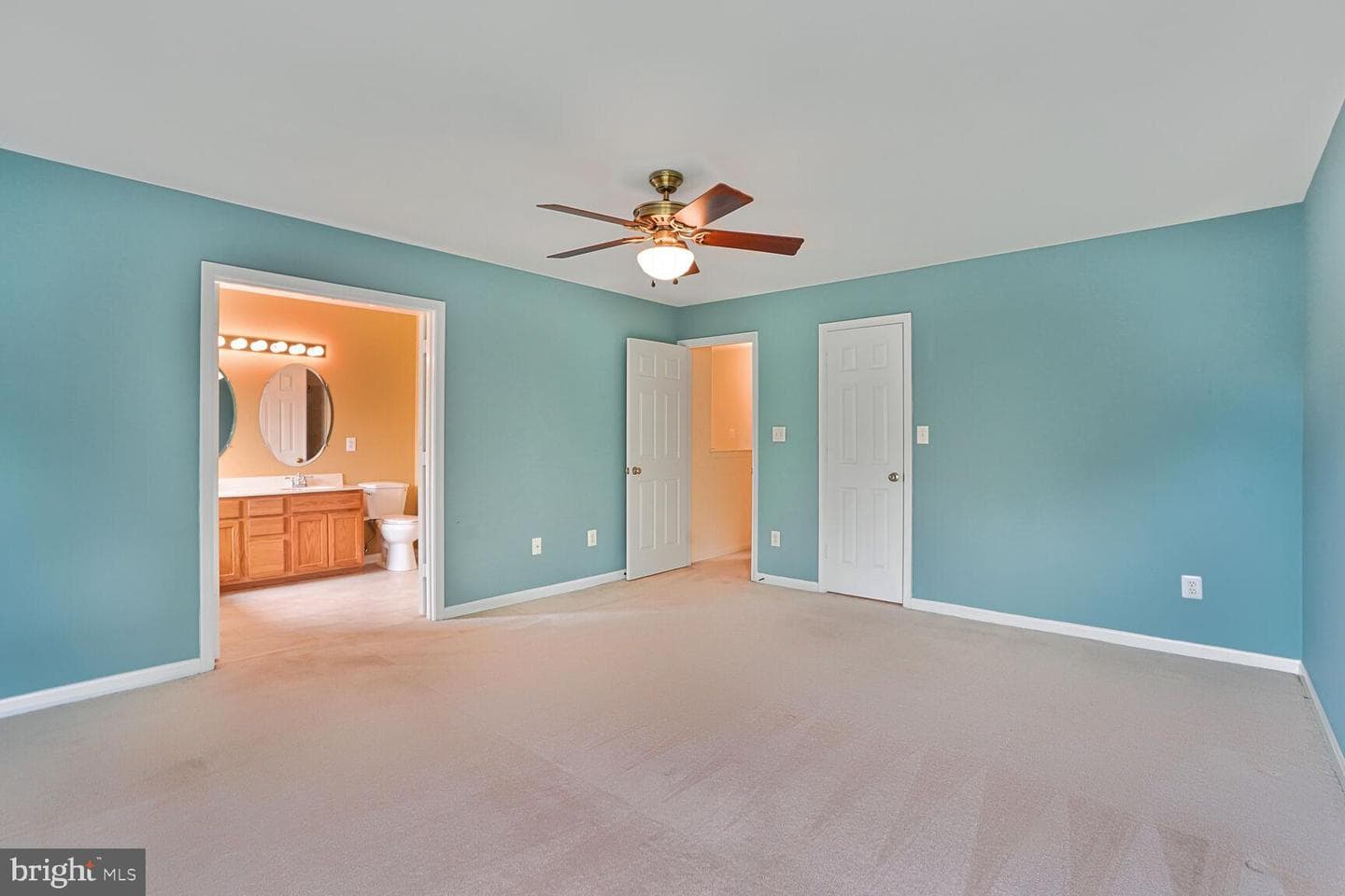 9306 E Carondelet Drive photo 9