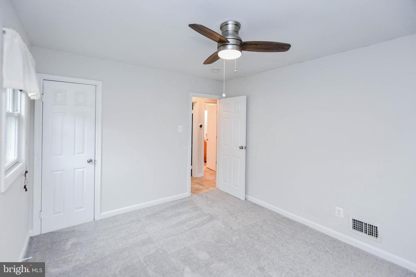 248 Manassas Drive photo 28
