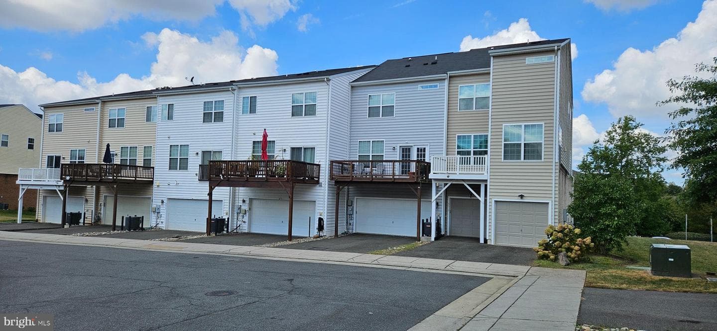 9010 Belo Gate Drive photo 44