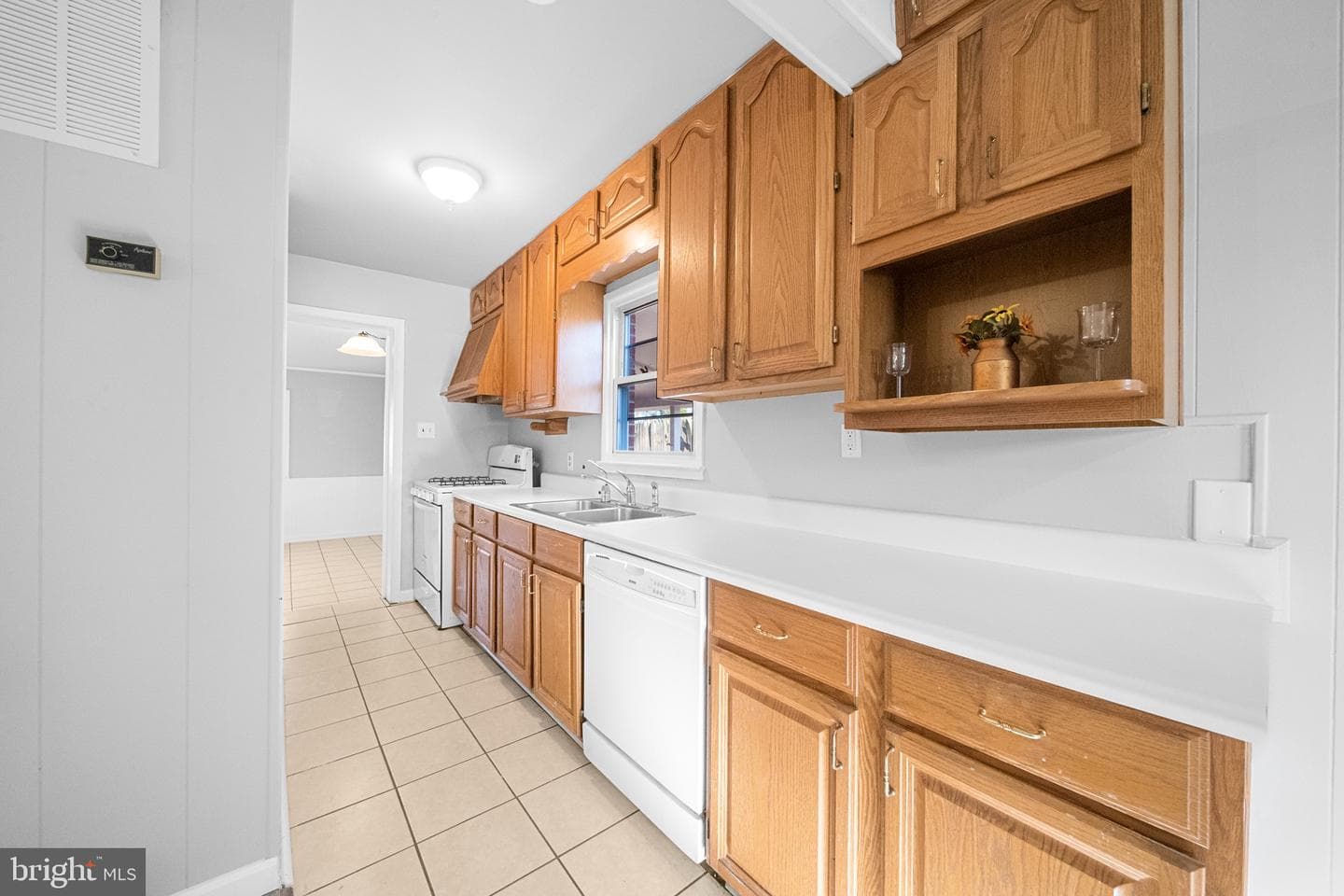 122 Holden Drive photo 13