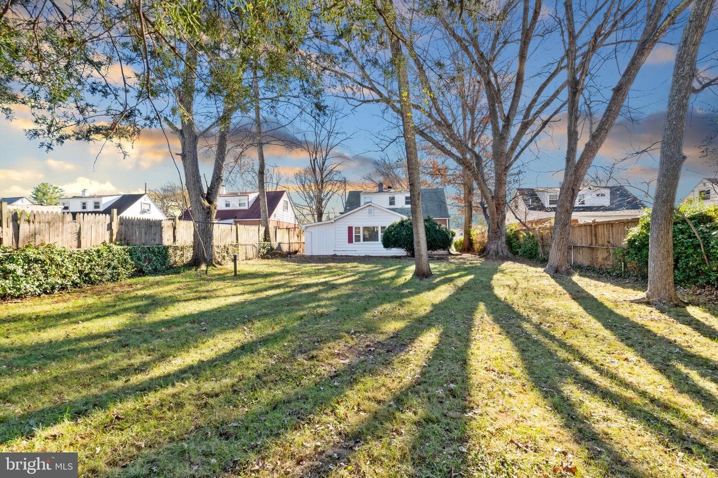 122 Holden Drive photo 4