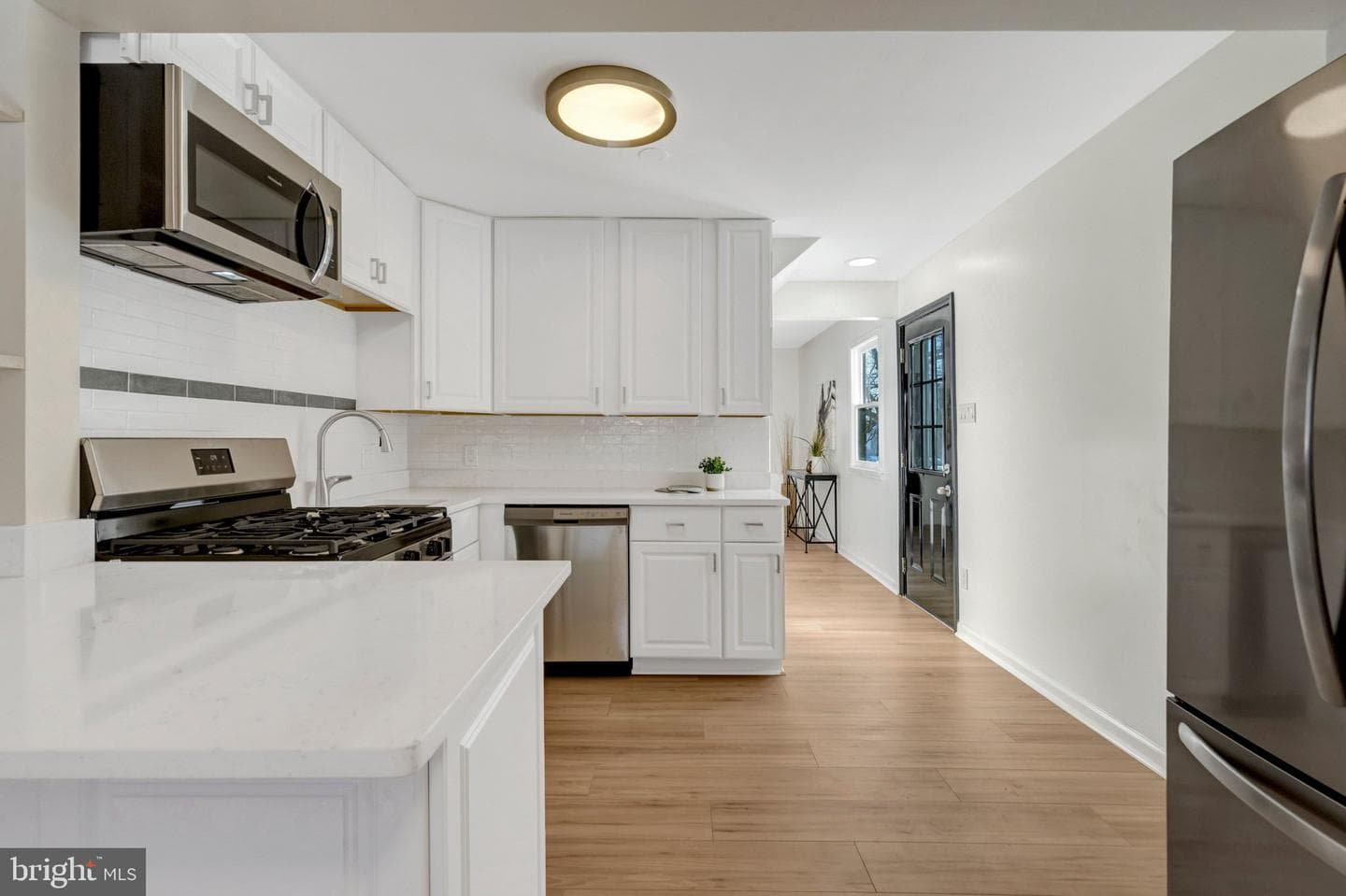 122 Scott Drive photo 15