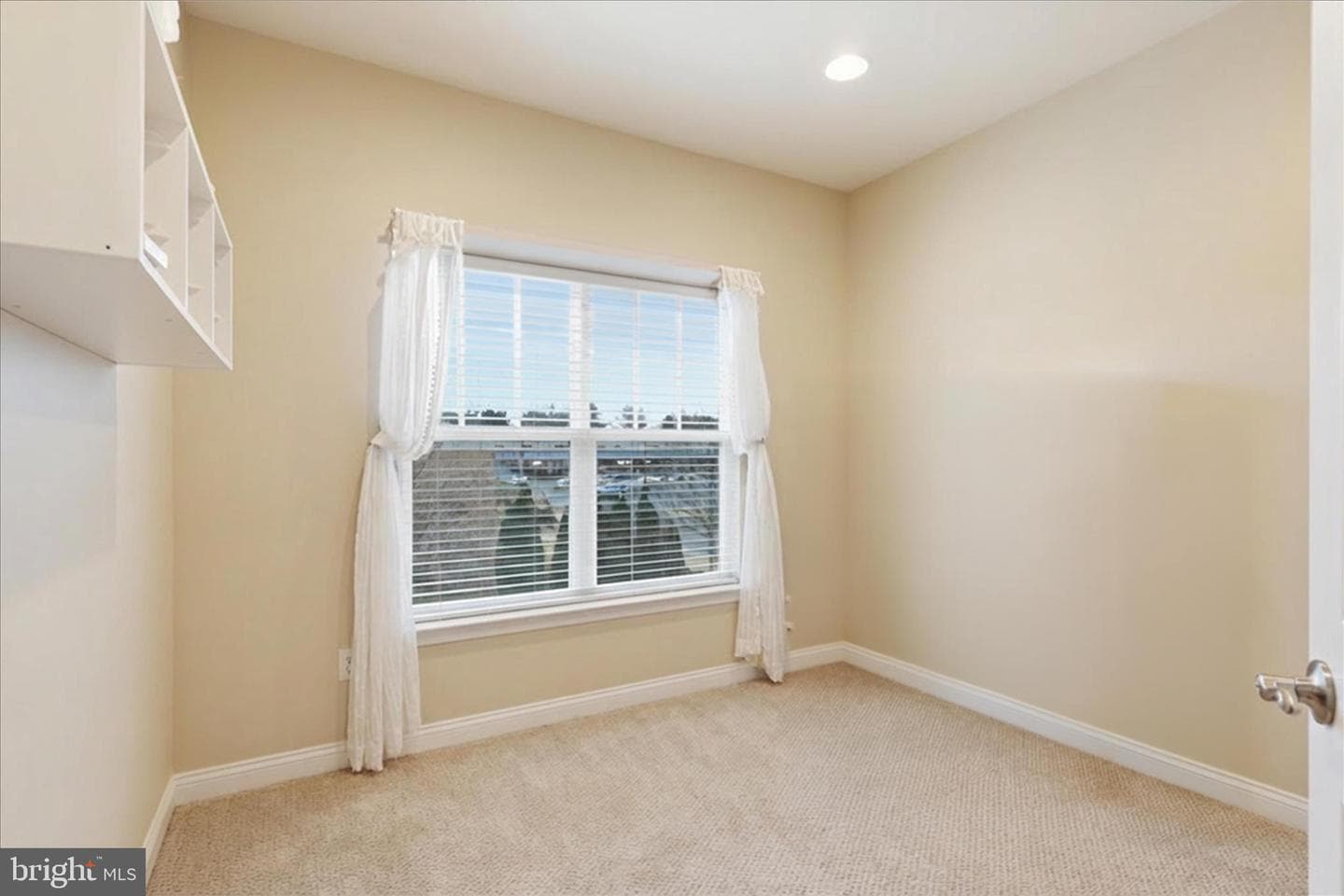9073 Alexander Way photo 26