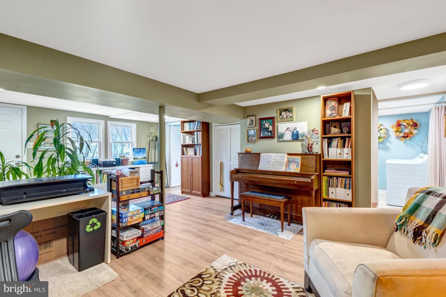 92 Meeker Court photo 19
