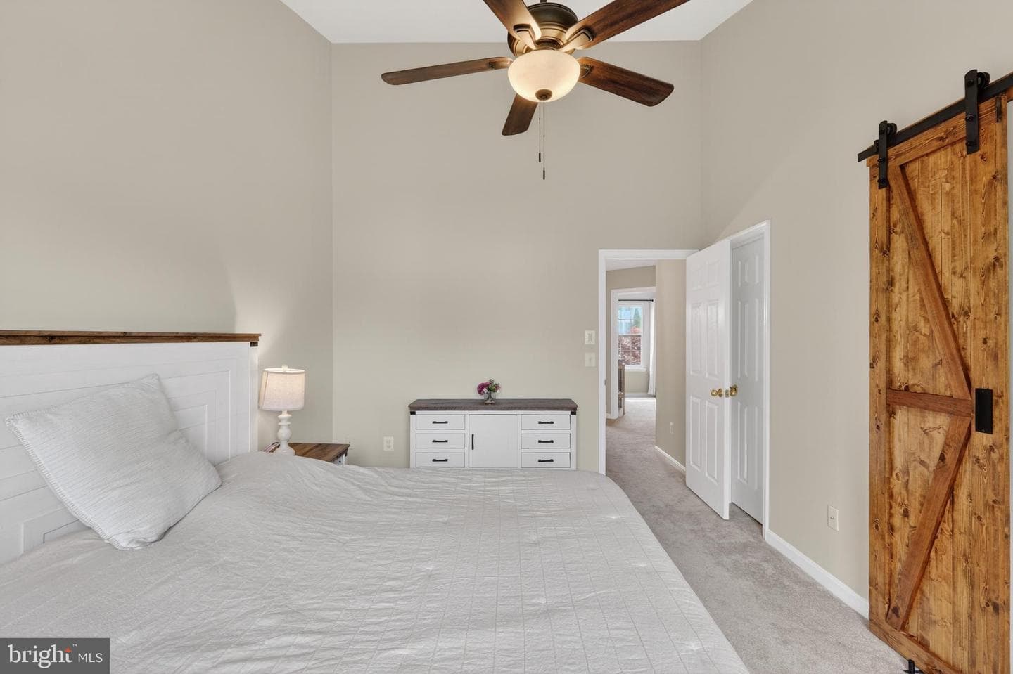 9438 Black Hawk Court photo 14