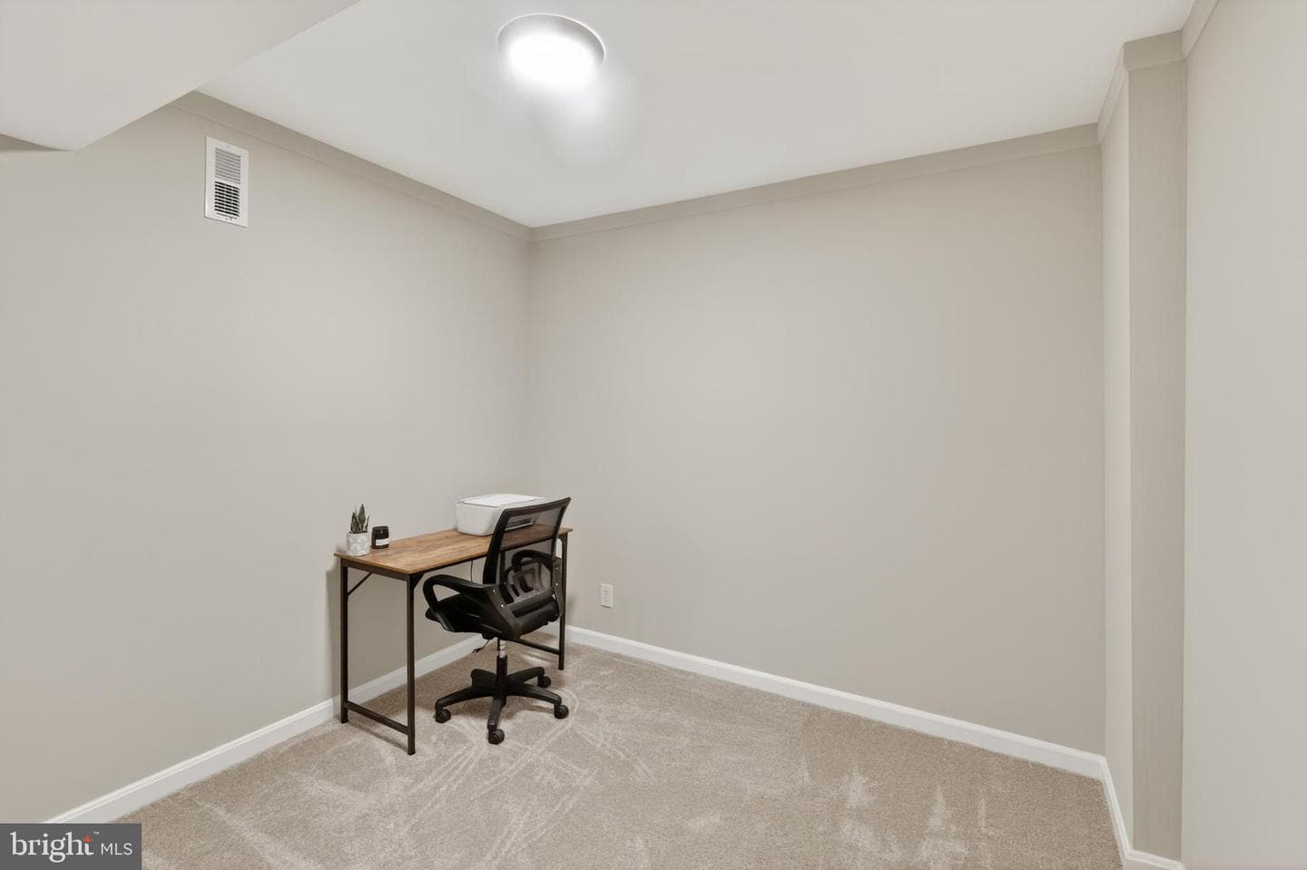9438 Black Hawk Court photo 24