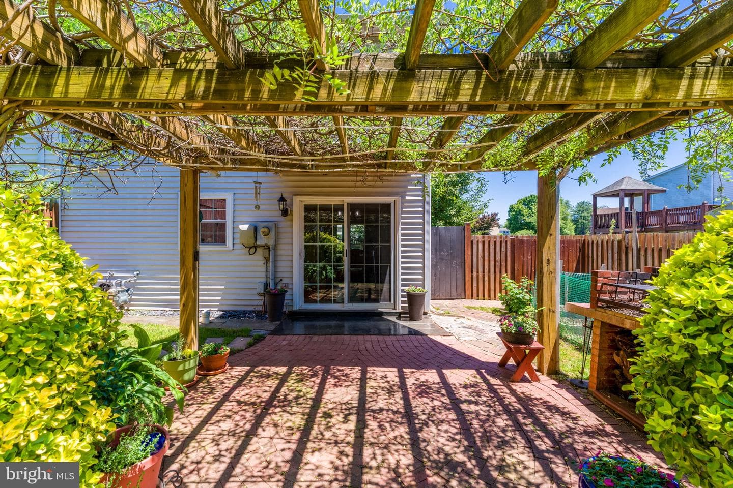 8668 Woodhue Court photo 23