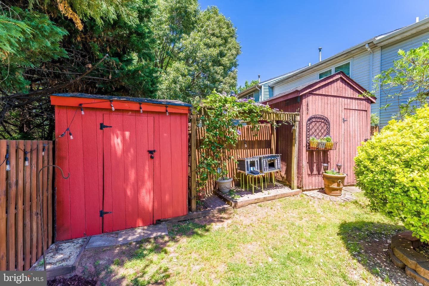 8668 Woodhue Court photo 27