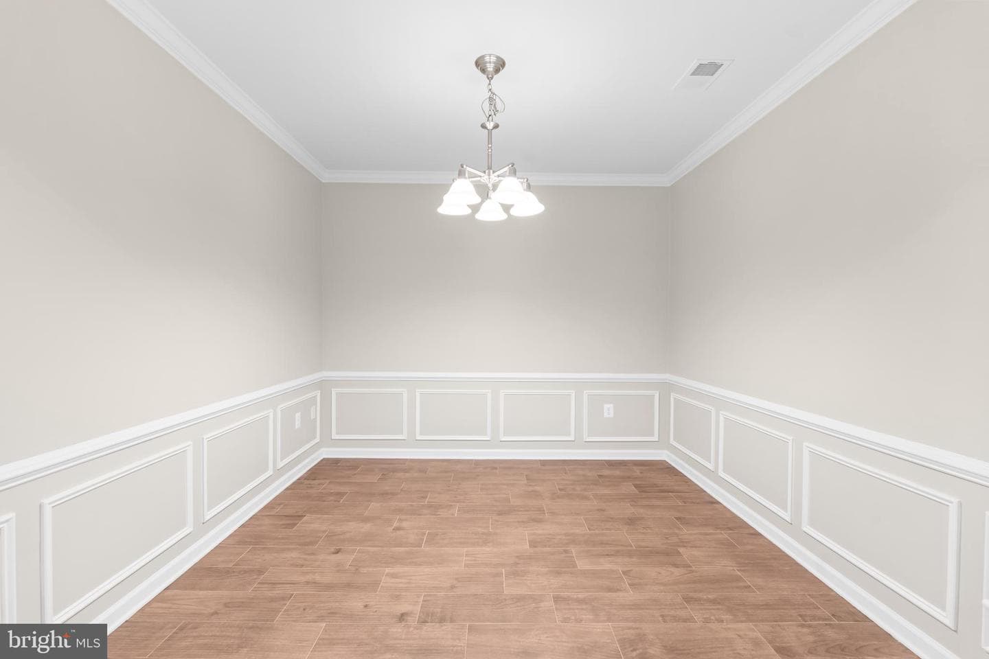 9724 Holmes Place #unit 302 photo 6