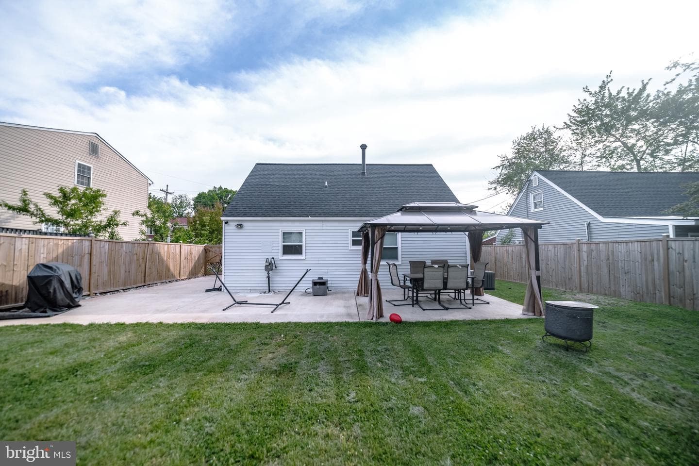 128 Martin Drive photo 22