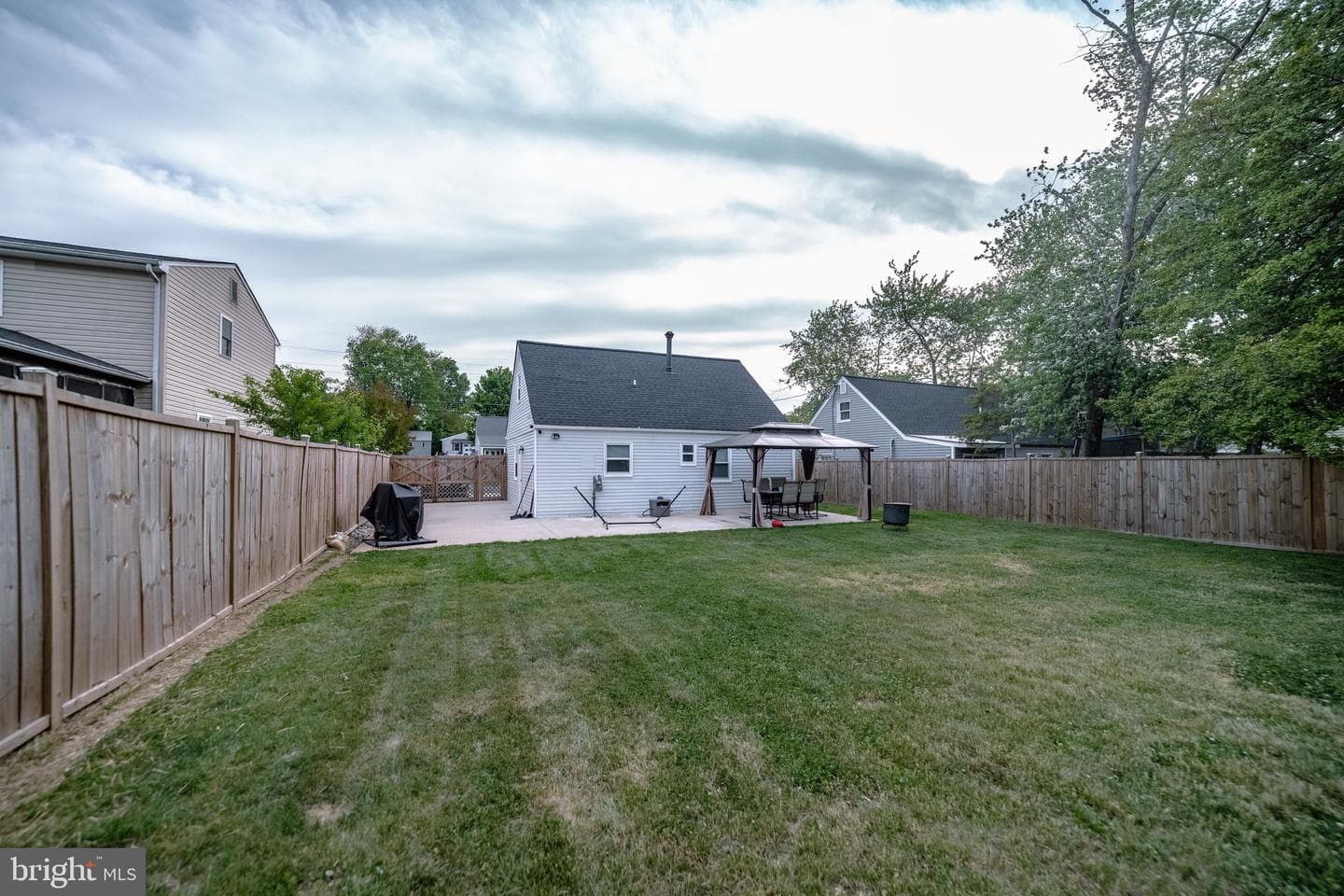 128 Martin Drive photo 23