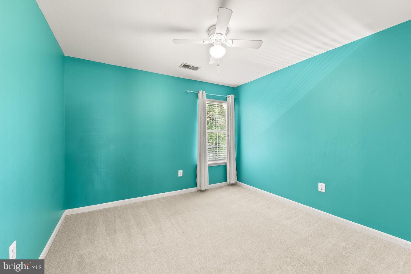 9201 Golf Court photo 39