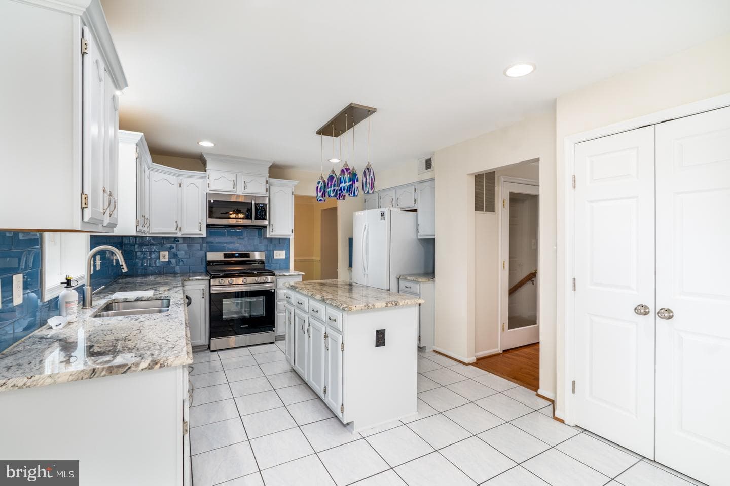 9240 Matthew Drive photo 26