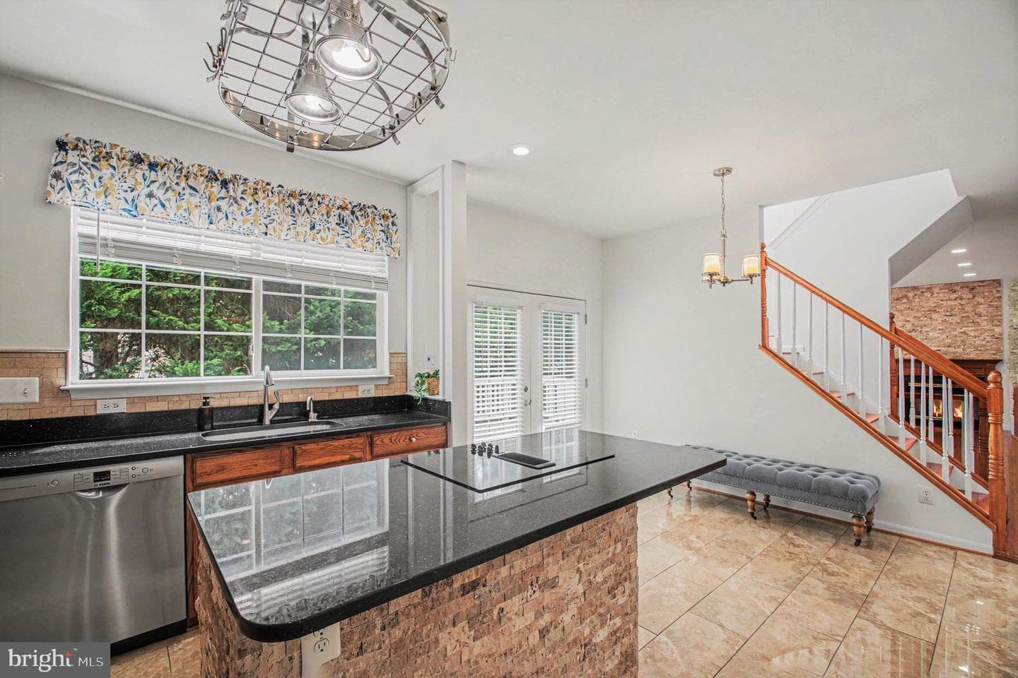 9224 Cynthia Street photo 6