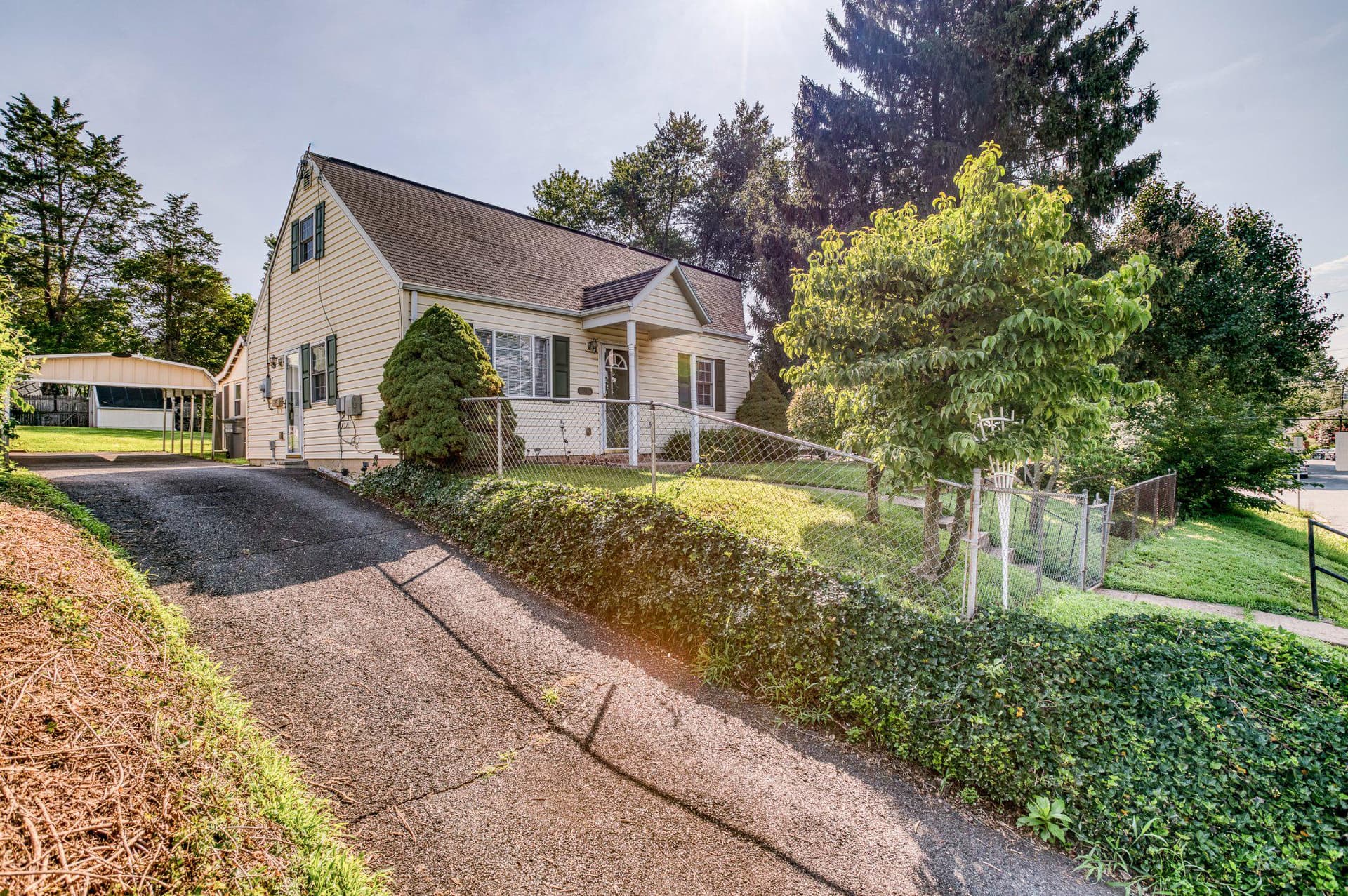 192 Cabbel Drive photo 19