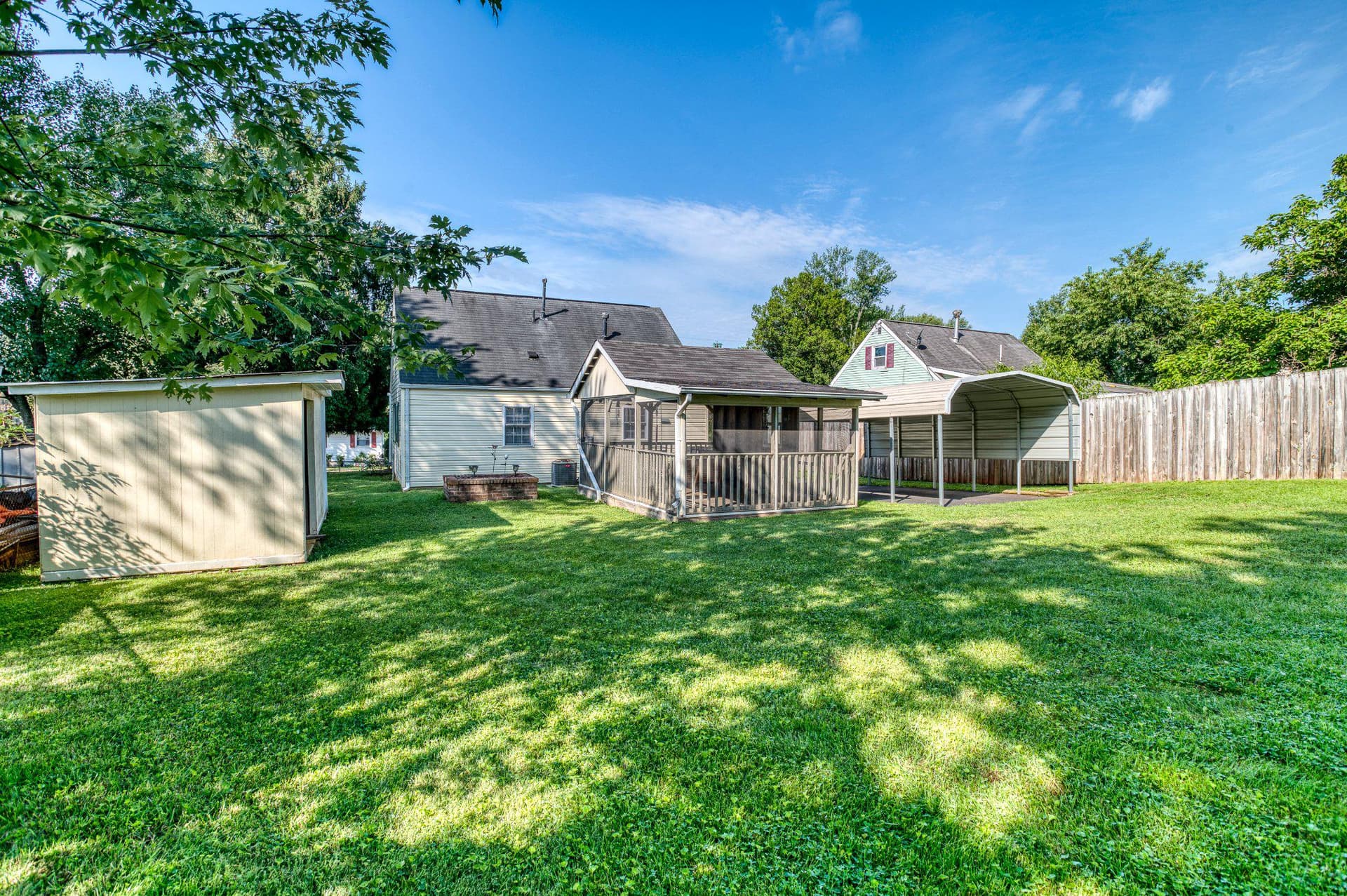 192 Cabbel Drive photo 22