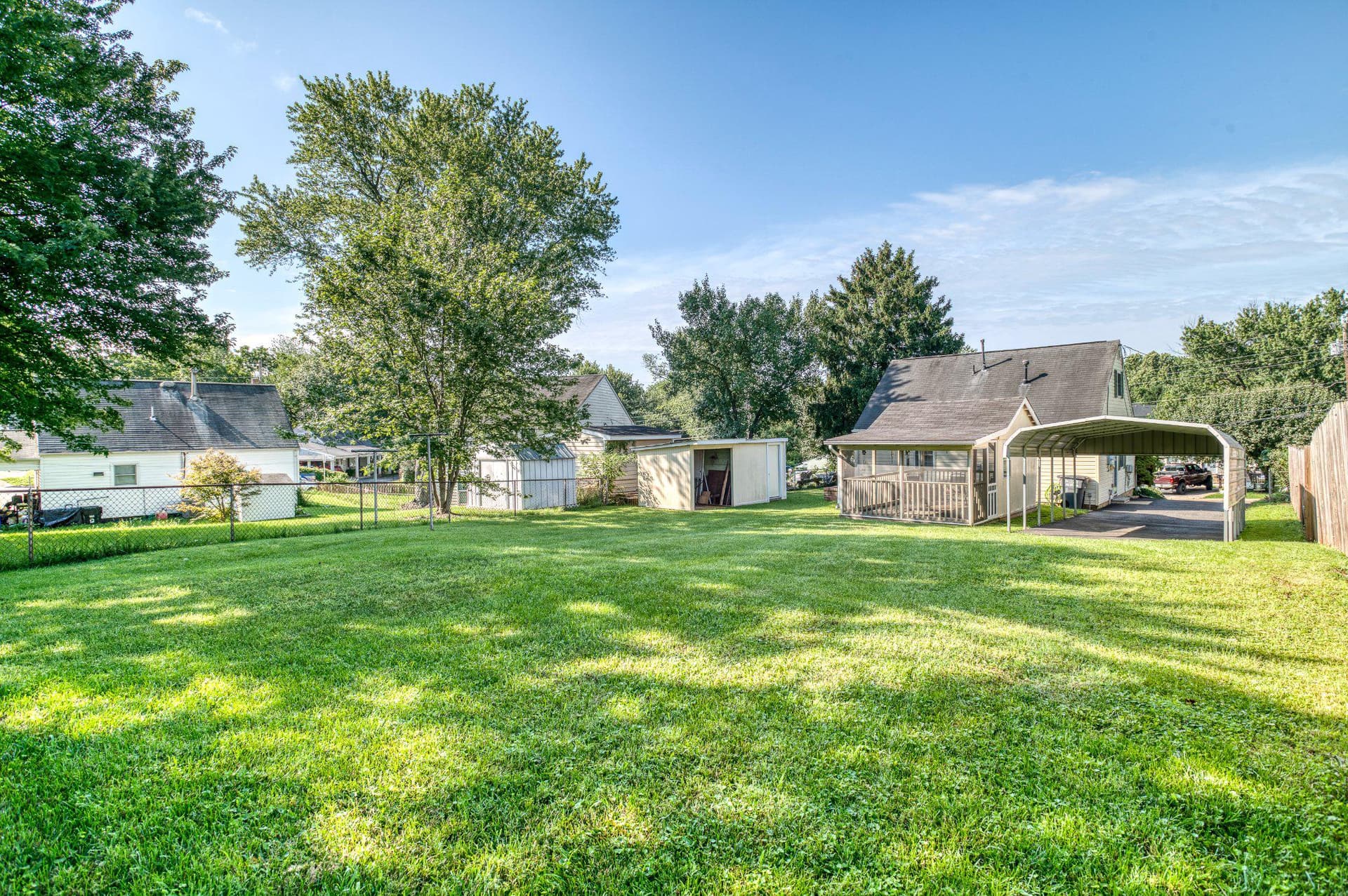 192 Cabbel Drive photo 23