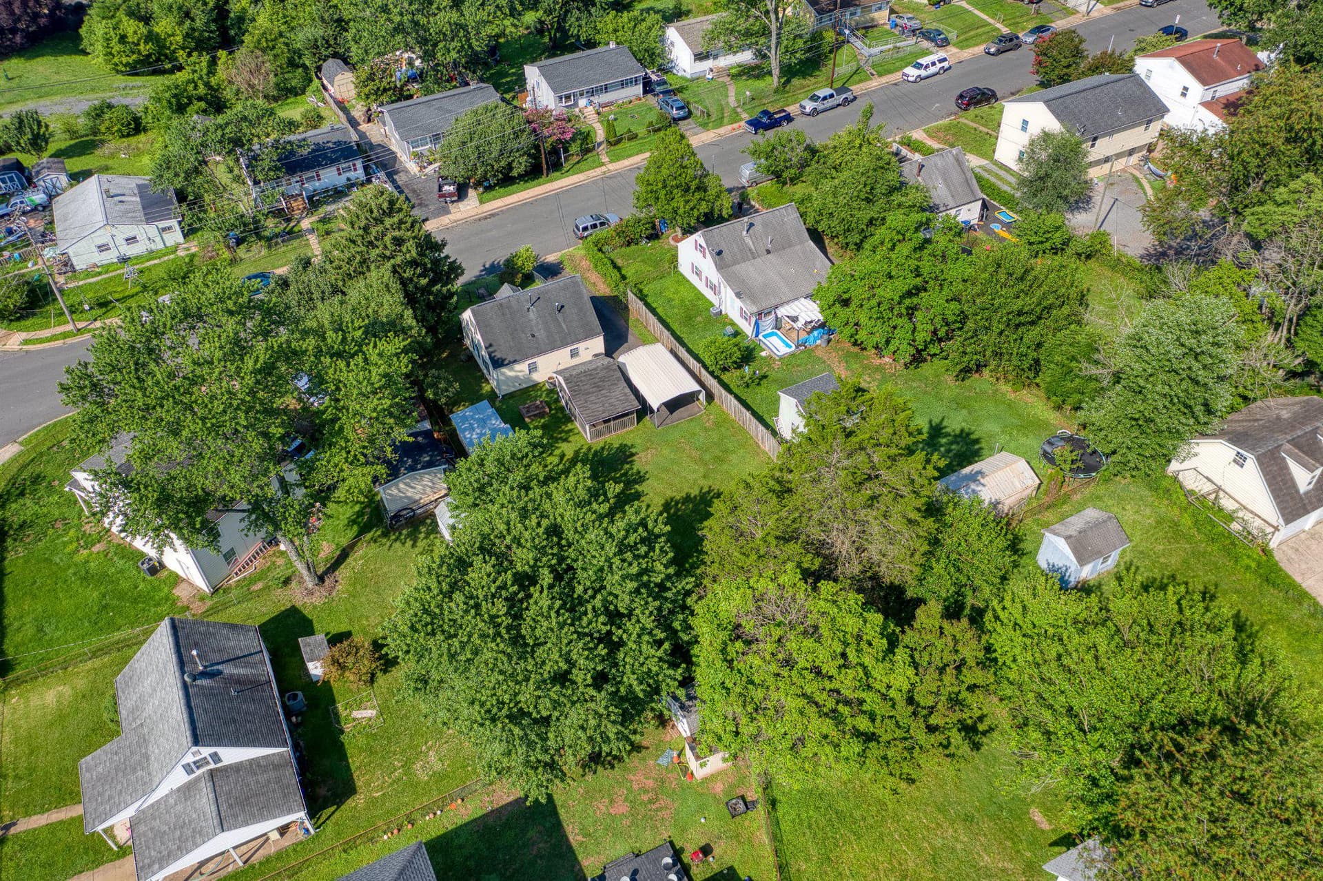 192 Cabbel Drive photo 40