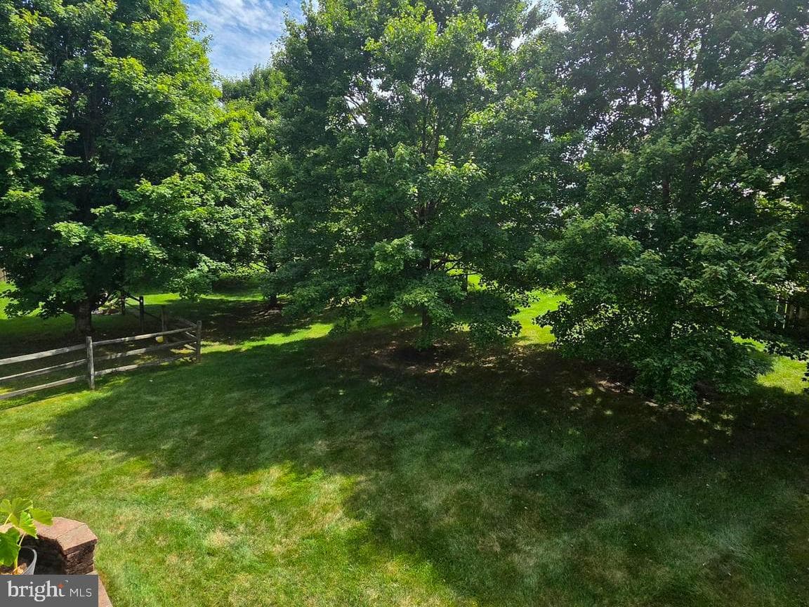9405 Luke Drive photo 10