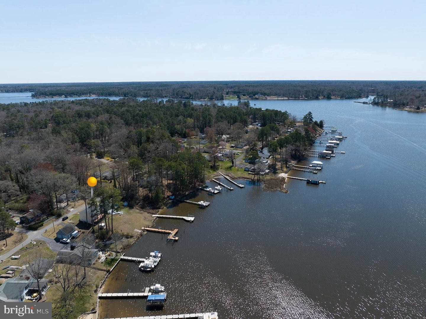 147 Beach Drive photo 18