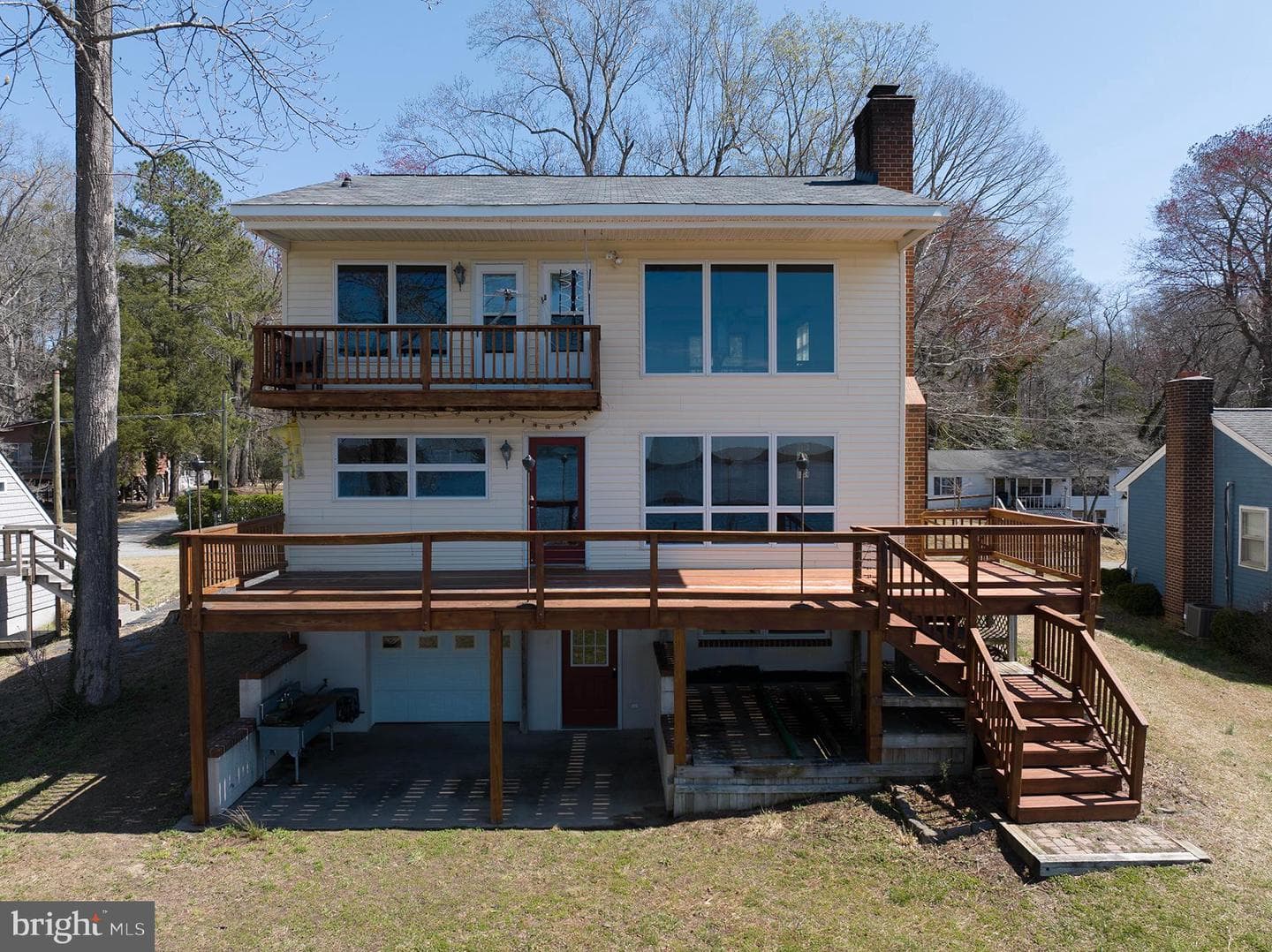 147 Beach Drive photo 6