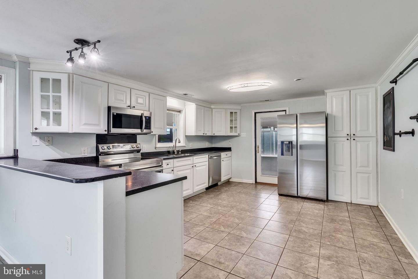 1131 Point Anne Drive photo 5