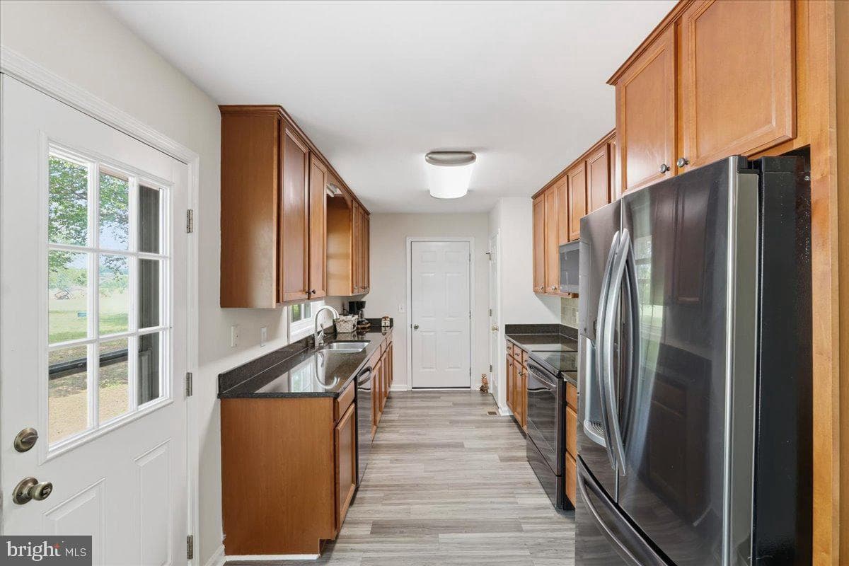 230 Chick Cove Drive photo 8