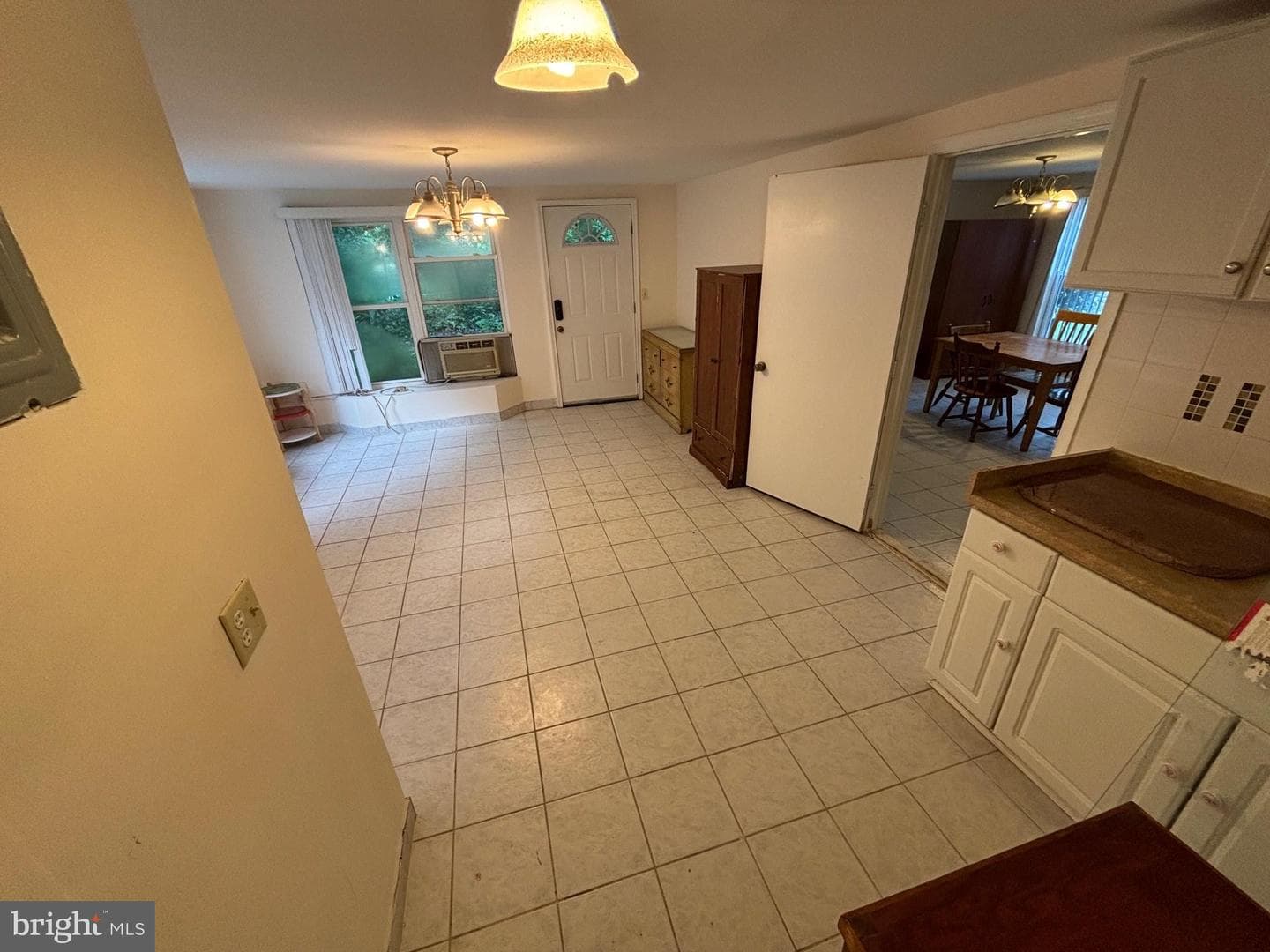 125 W Bay Avenue W photo 13