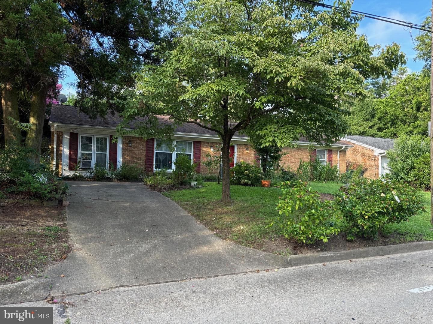 125 W Bay Avenue W photo 14