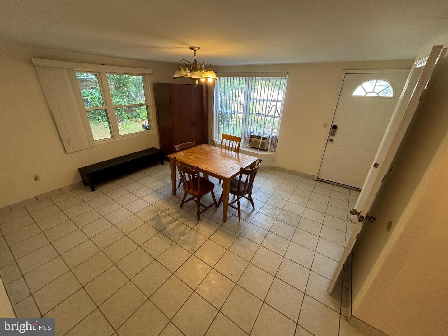 125 W Bay Avenue W photo 24