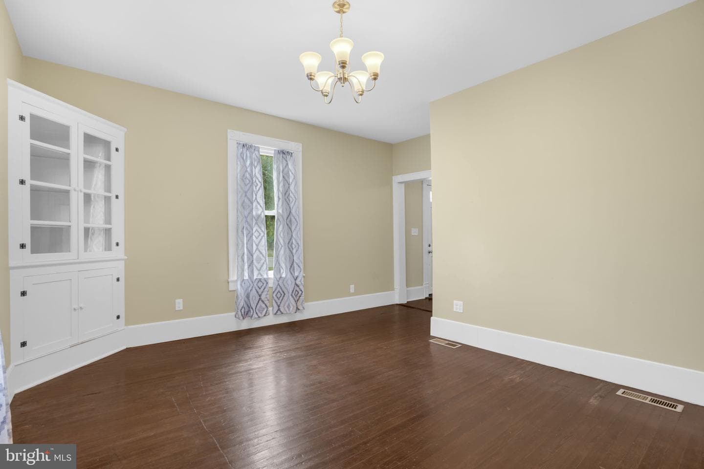 2508 Main Street photo 9