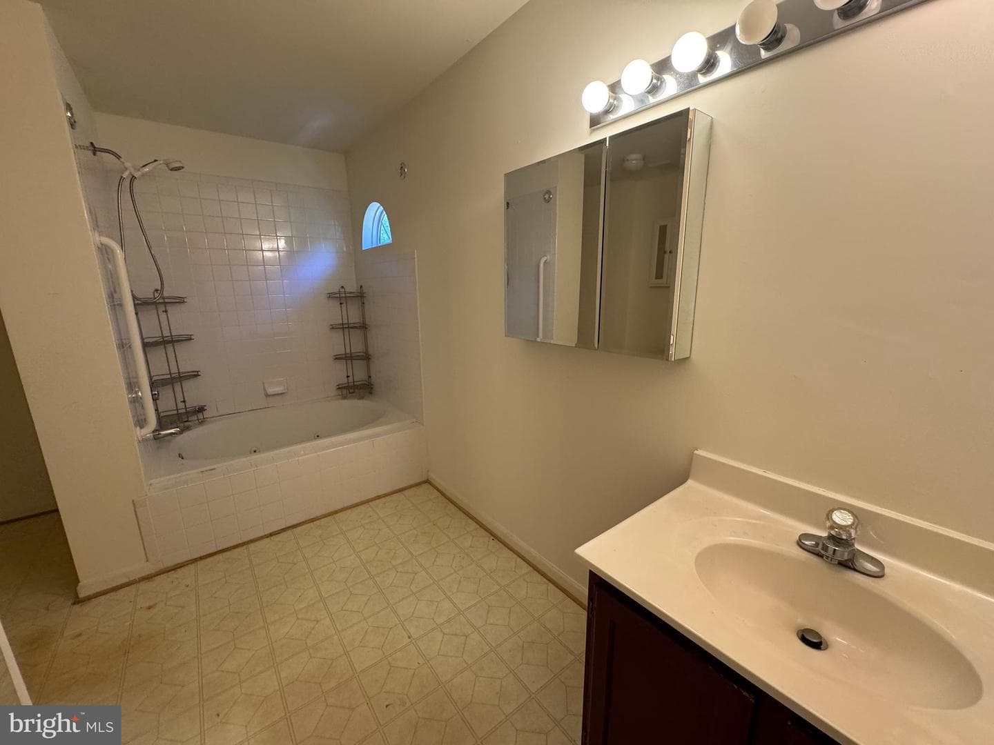 223 Southlake Place photo 23