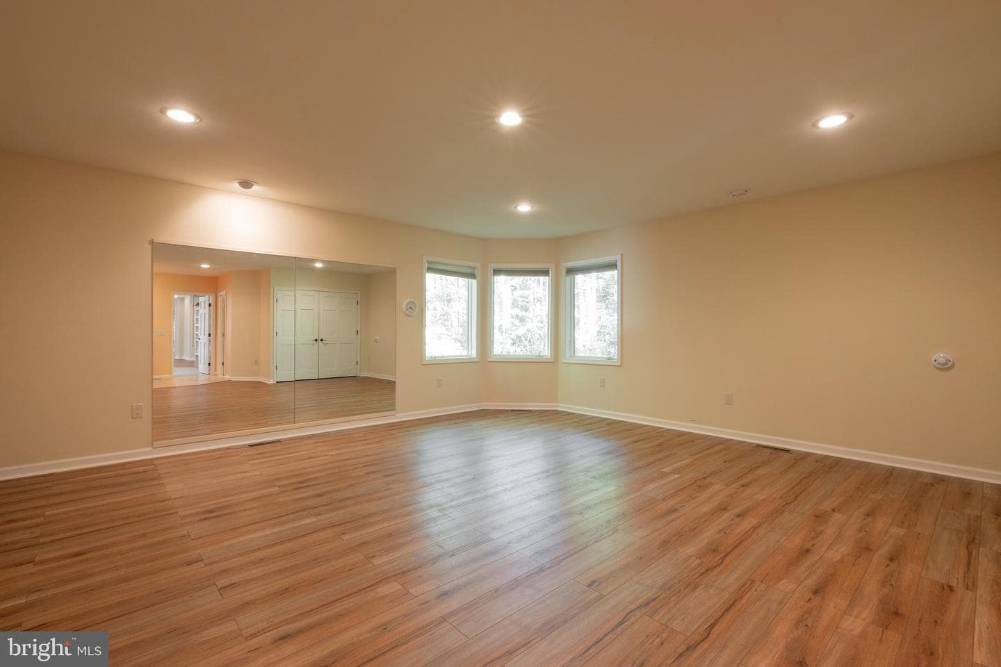 409 Whittaker Lane photo 24