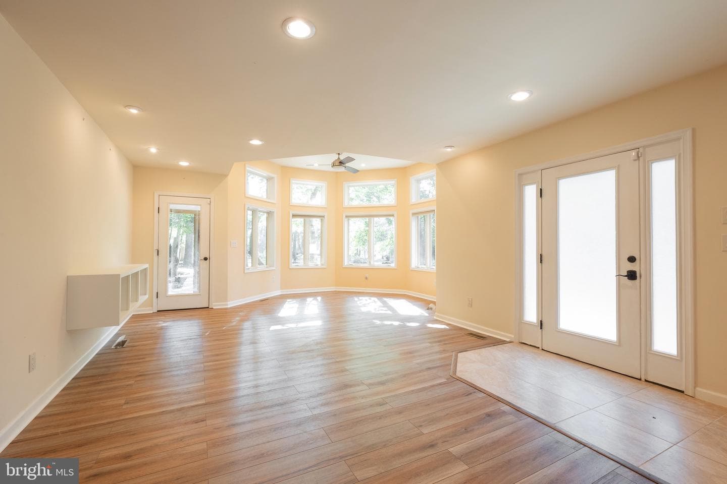 409 Whittaker Lane photo 7