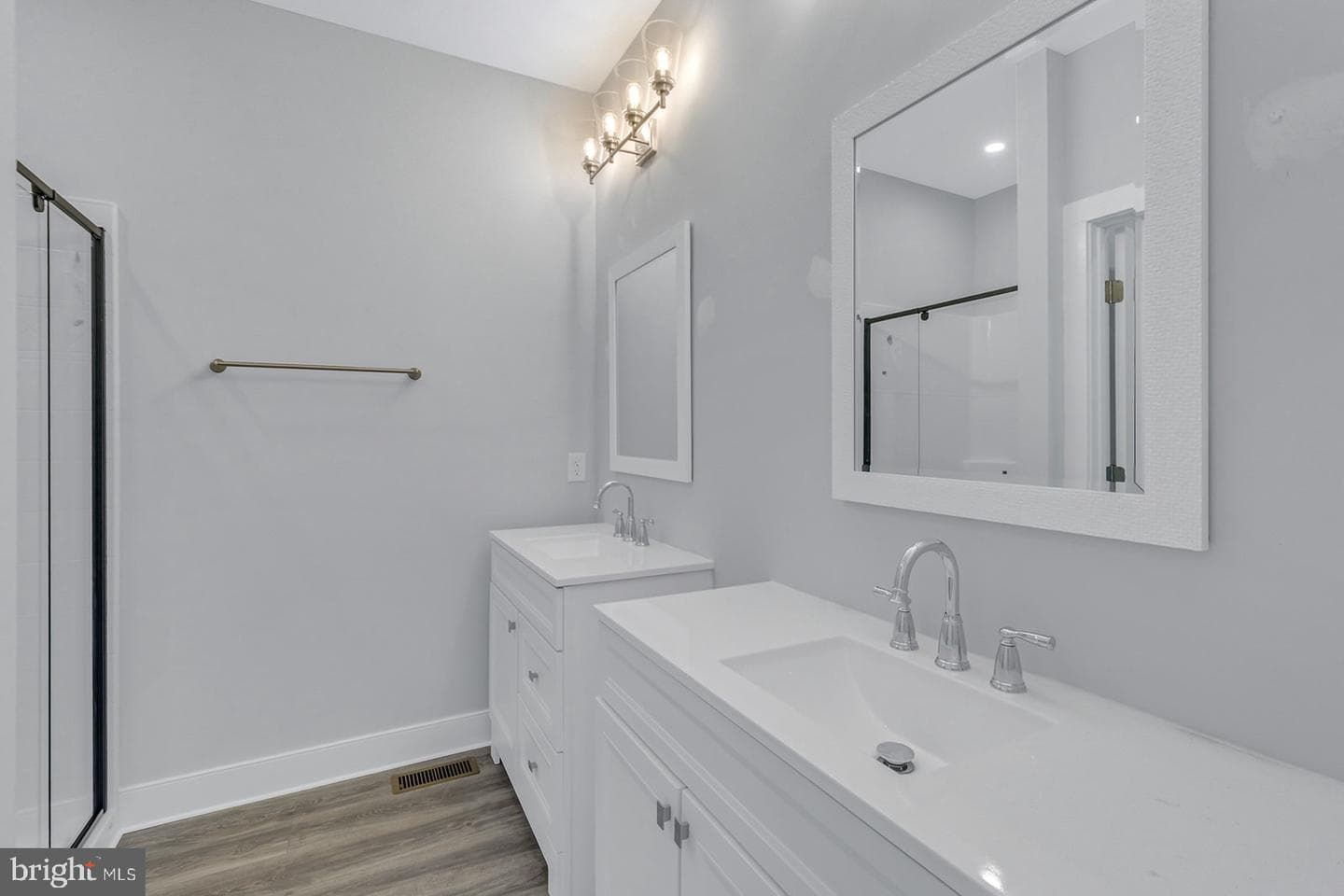 521 Taylor's Beach Road photo 24