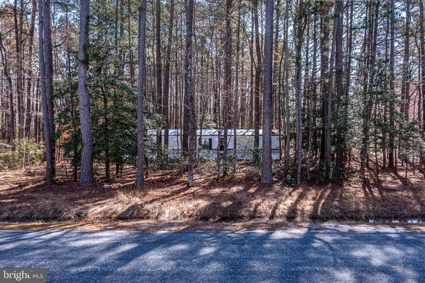 136 Coral Drive photo 31