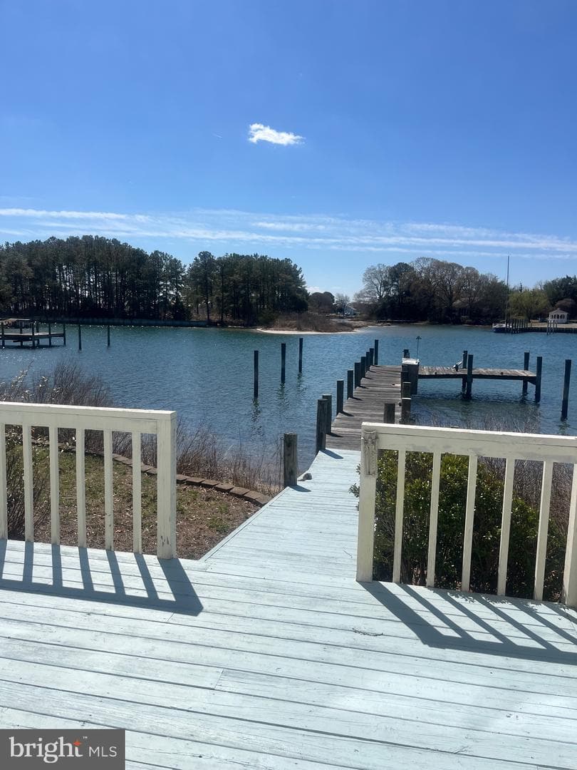650 Skipjack Drive photo 3