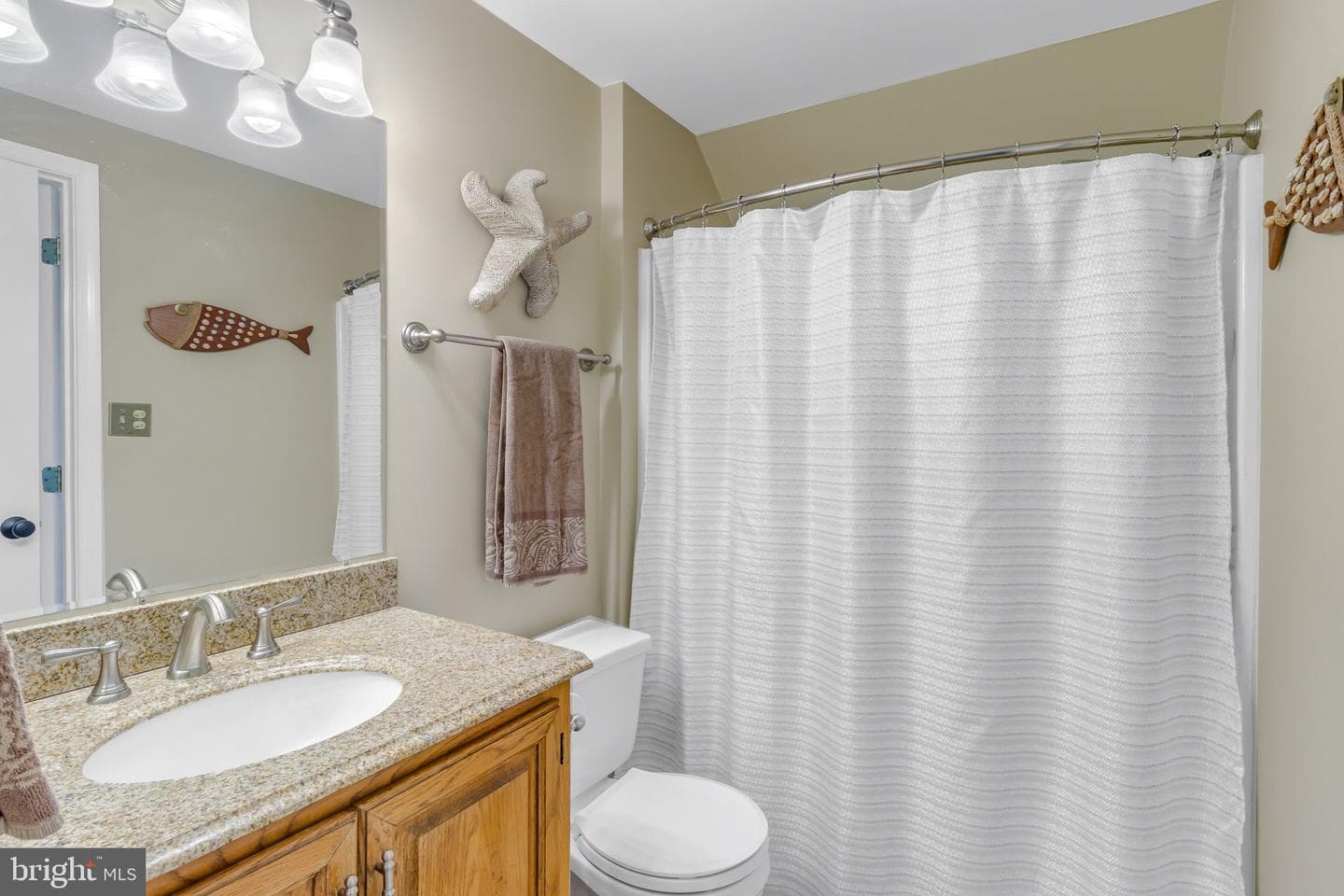 166 Nottingham Drive photo 17