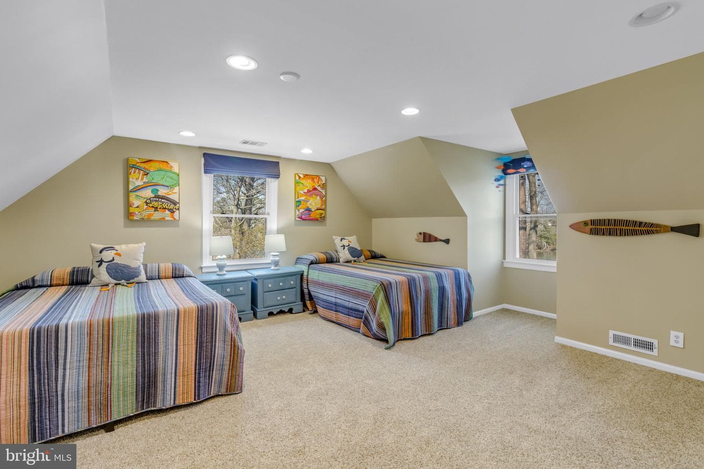 166 Nottingham Drive photo 38