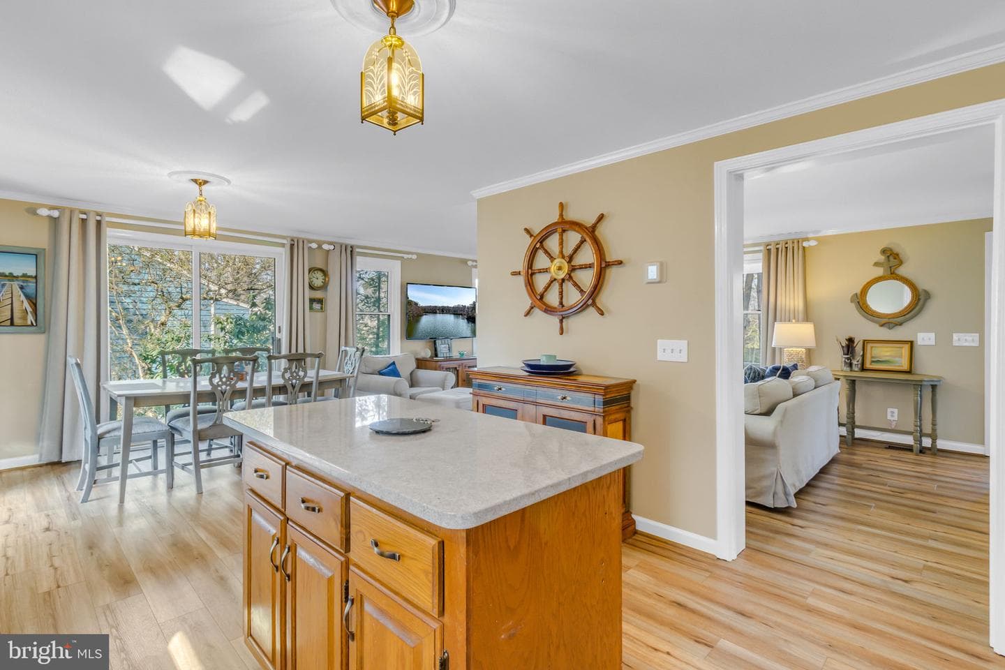 166 Nottingham Drive photo 9