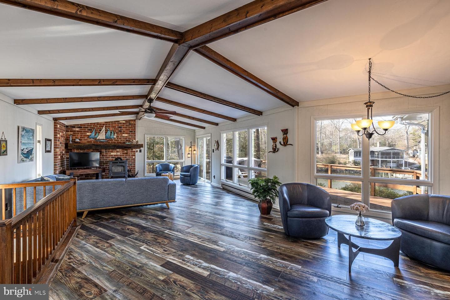 57 Swann Court photo 6