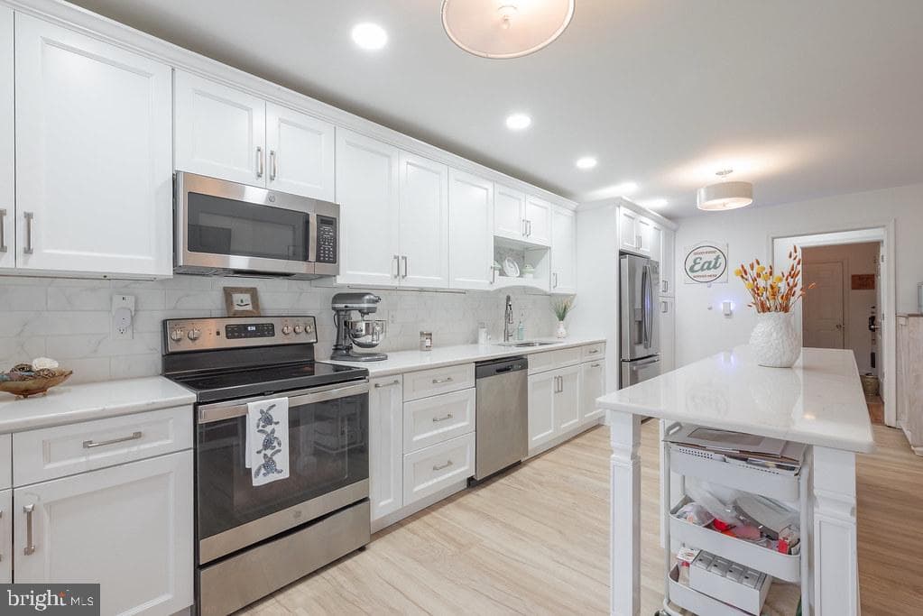 203 Blundons Road photo 20