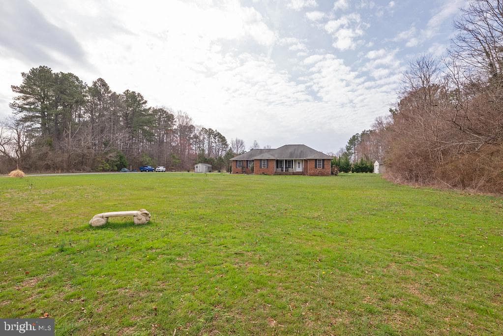 203 Blundons Road photo 38