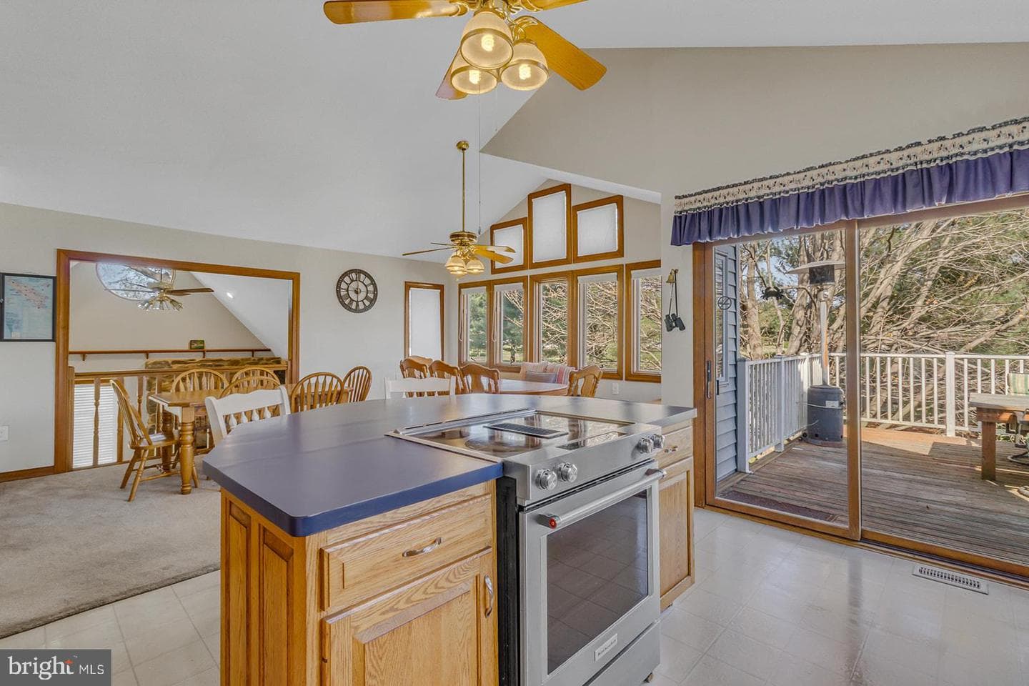 150 East Harbor Drive photo 17
