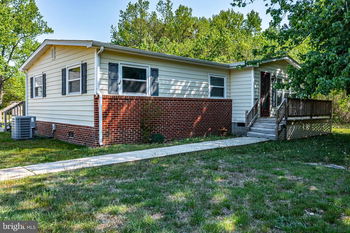 529 Taylors Beach Road photo 1