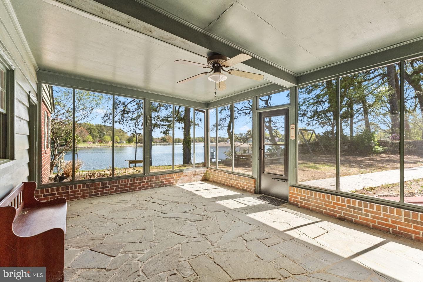 137 Pine Dr photo 15
