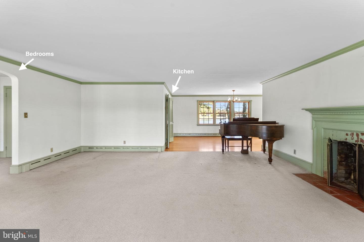 137 Pine Dr photo 8