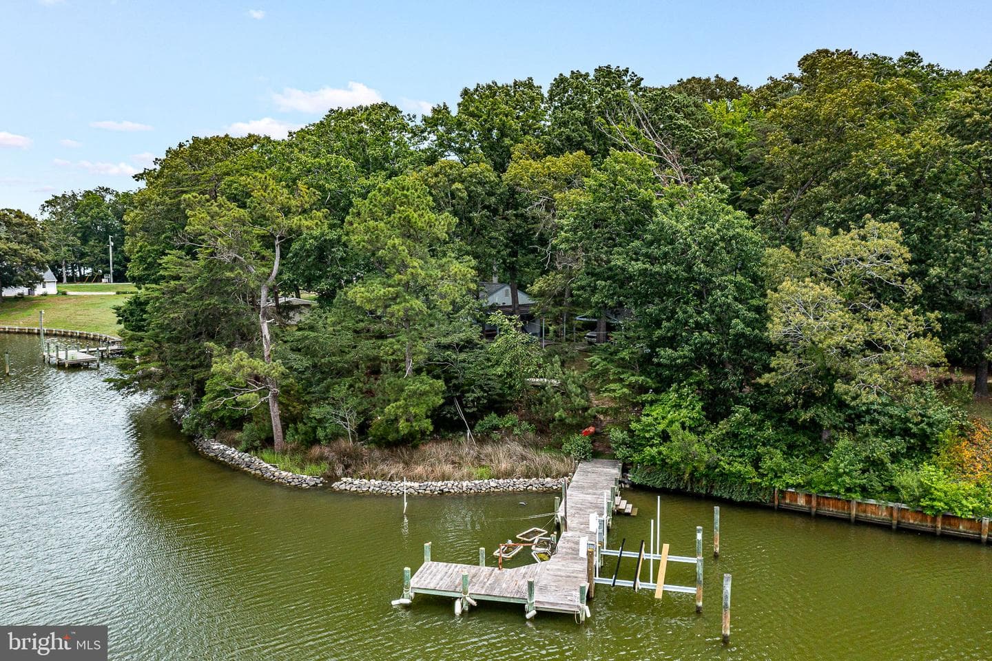 142 Bridge Lane photo 35