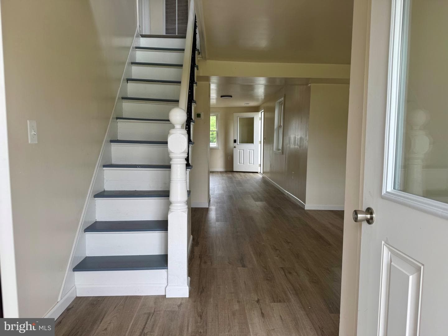 439 Valley Drive photo 14