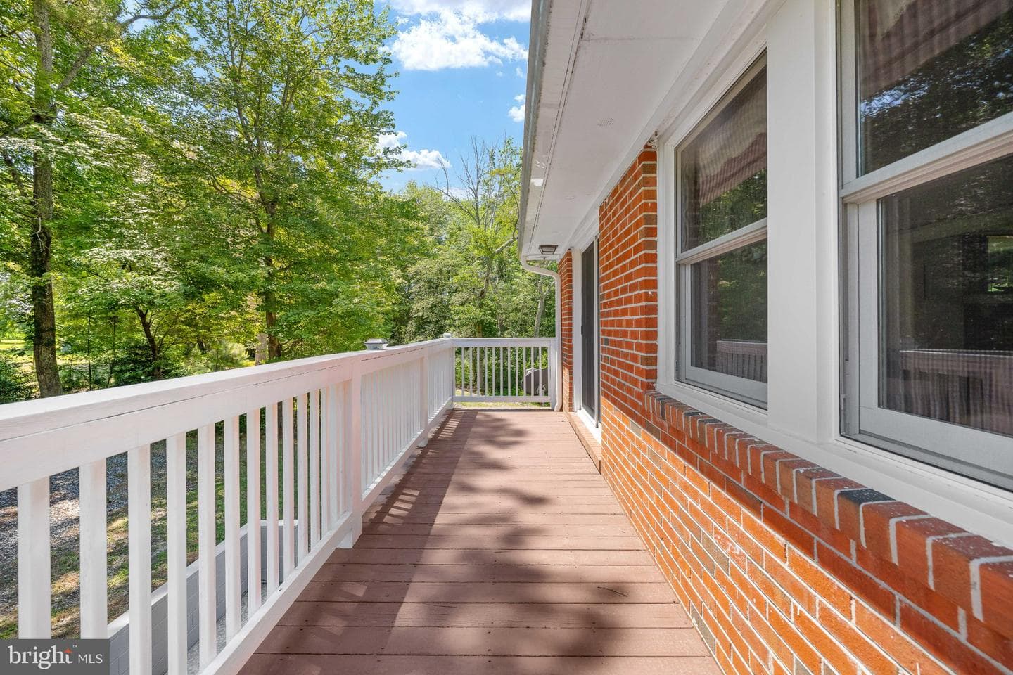 279 Harbor Dr photo 11